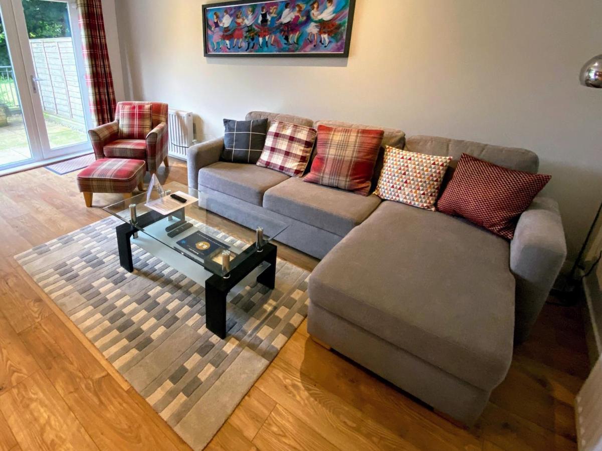 The Lochend Residence Edinburgh Eksteriør bilde