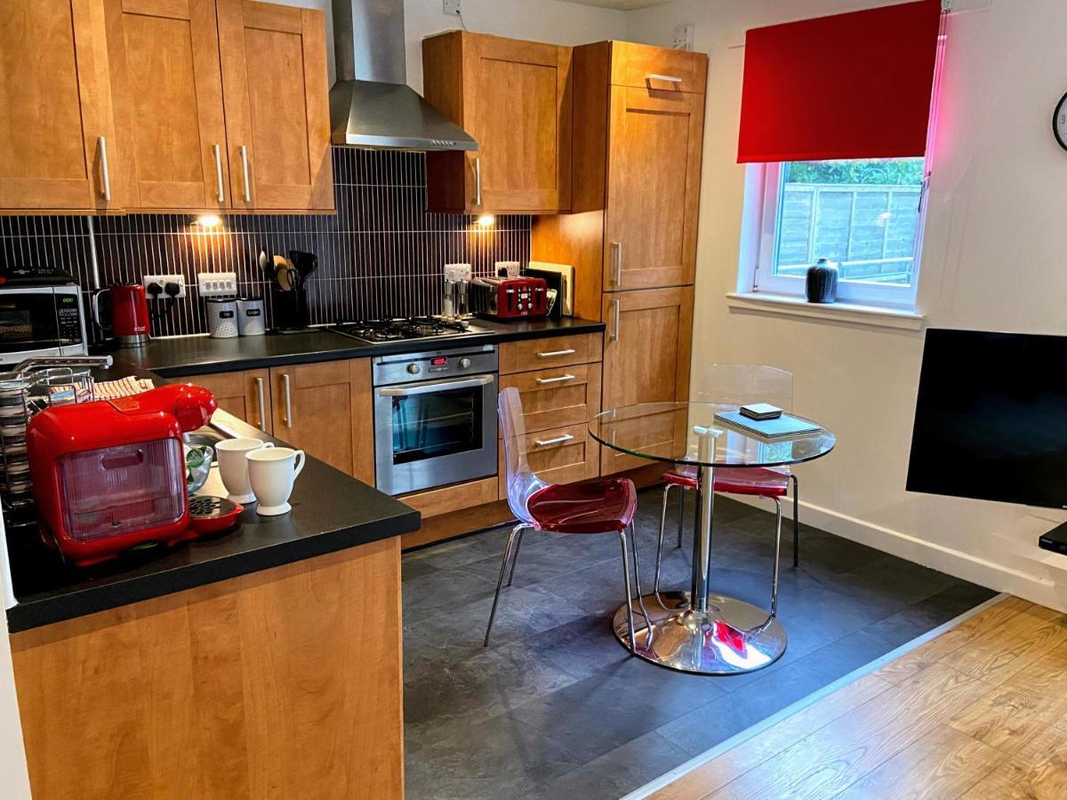 The Lochend Residence Edinburgh Eksteriør bilde